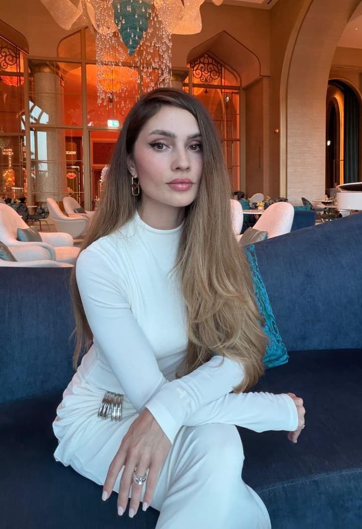 Julia Kayani portrait